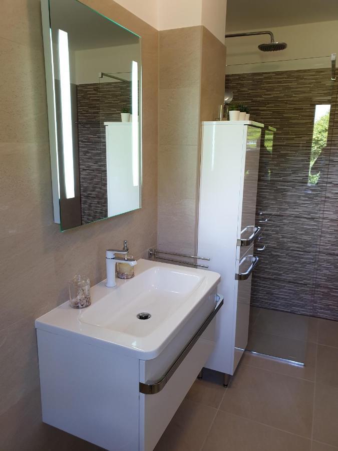Apartments Stela Apsirtides Osor Bagian luar foto